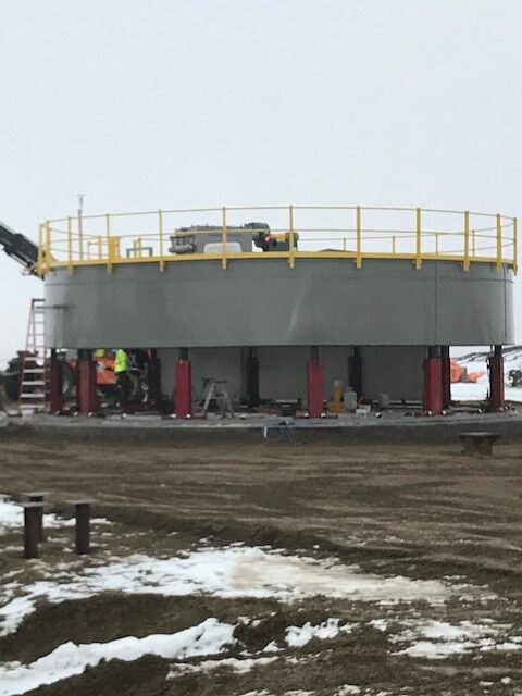 1 CONFINED SPACE HYDRAULIC JACKS RAISED RESTRICTED SPACE